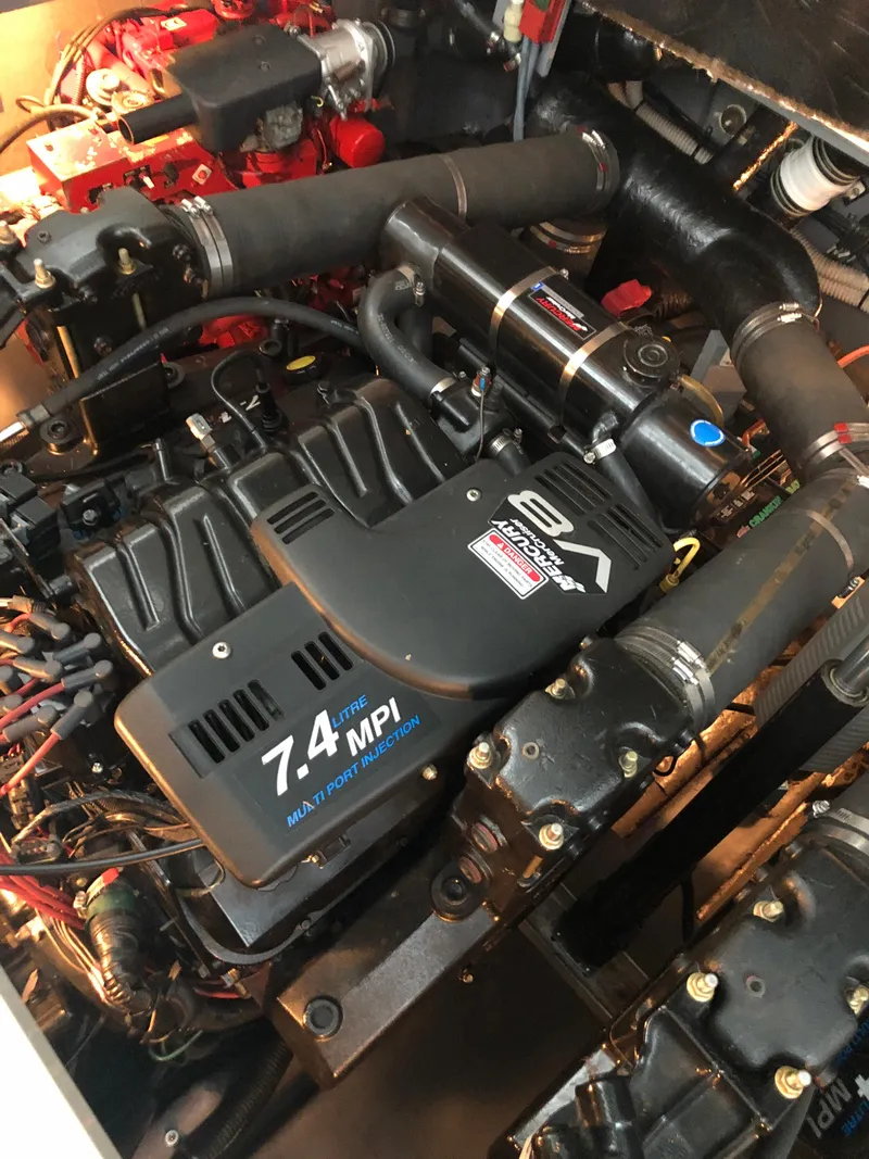 Slide: The Image of Sea Ray 340 Sundancer 2000 - 72