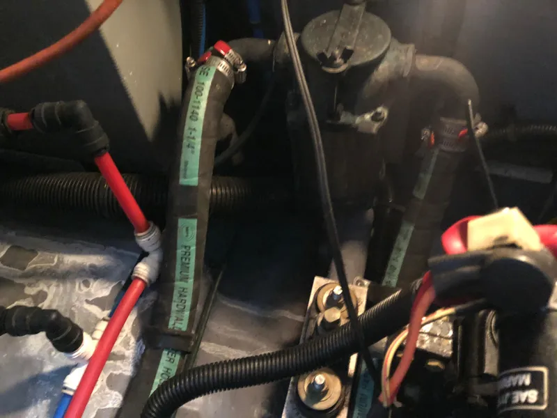 Slide: The Image of Sea Ray 340 Sundancer 2000 - 83