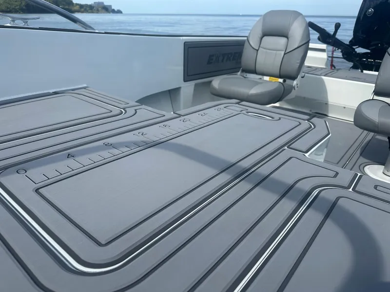 Slide: The Image of Aqua Traction  - 22