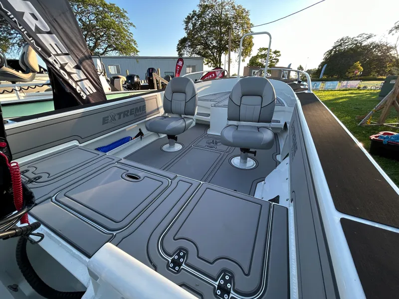 Slide: The Image of Cockpit View  - 32