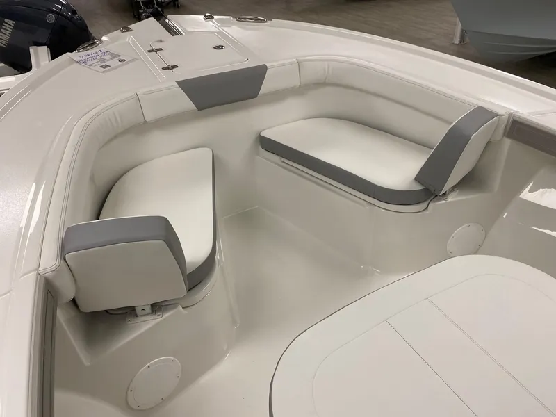 Slide: The Image of Parker Marine 2400 Center Console 2024 - 10