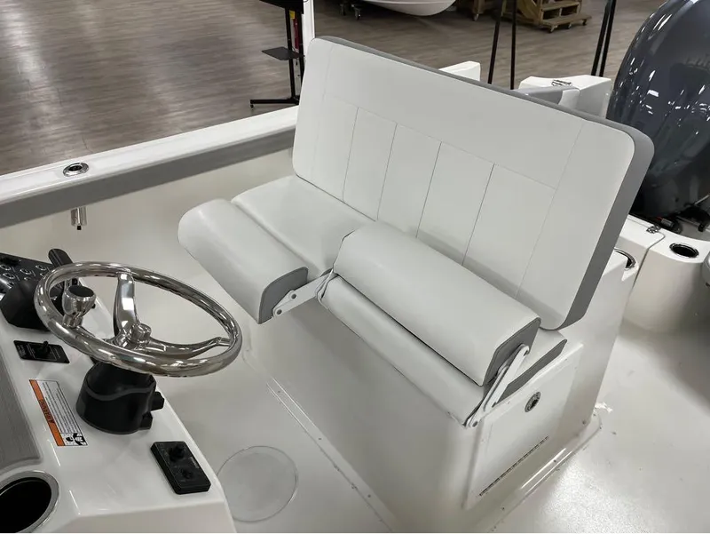 Slide: The Image of Parker Marine 2400 Center Console 2024 - 5