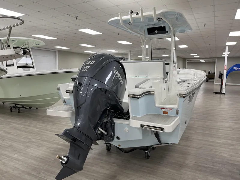 Slide: The Image of Parker Marine 2400 Center Console 2024 - 8