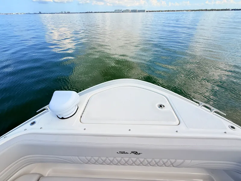 Slide: The Image of Sea Ray SLX 360 Outboard 2027 - 83