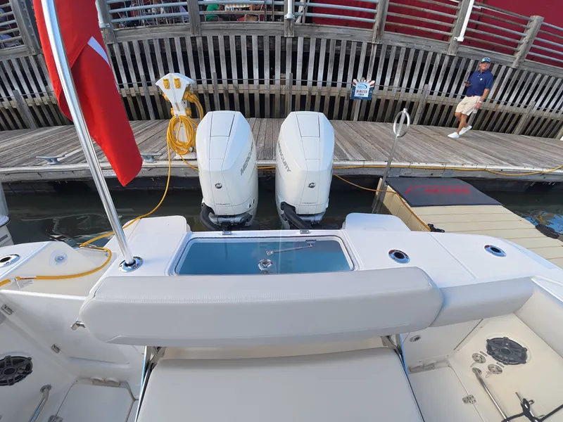 Slide: The Image of Boston Whaler 330 Outrage 2027 - 7