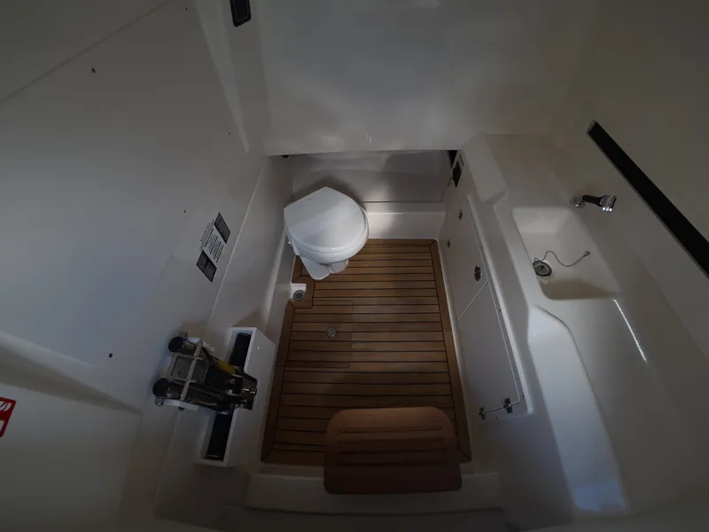 Slide: The Image of Boston Whaler 330 Outrage 2027 - 17