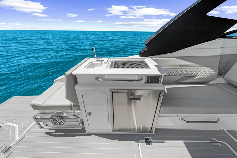 Slide: The Image of Cruisers 34 GLS Outboard 2027 - 28