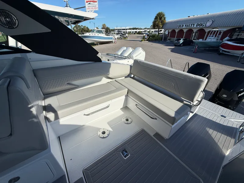 Slide: The Image of Cruisers 34 GLS Outboard 2027 - 19