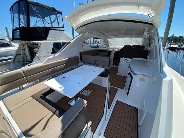 Slide: The Image of Galeon 385 HTS 2018 - 30