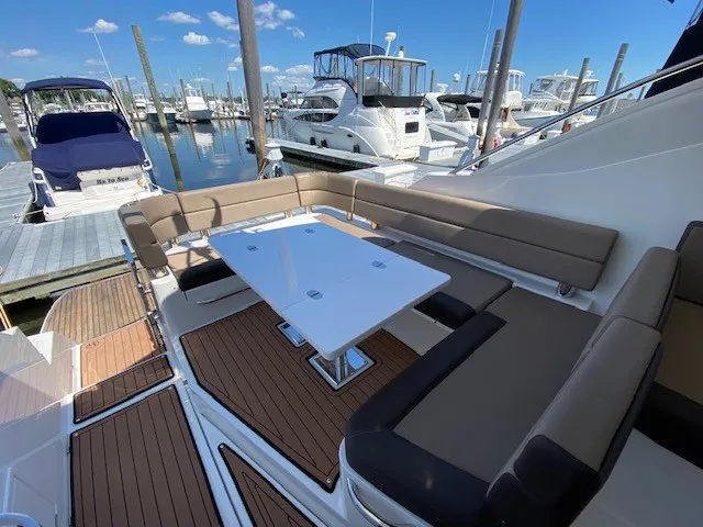 Slide: The Image of Galeon 385 HTS 2018 - 34