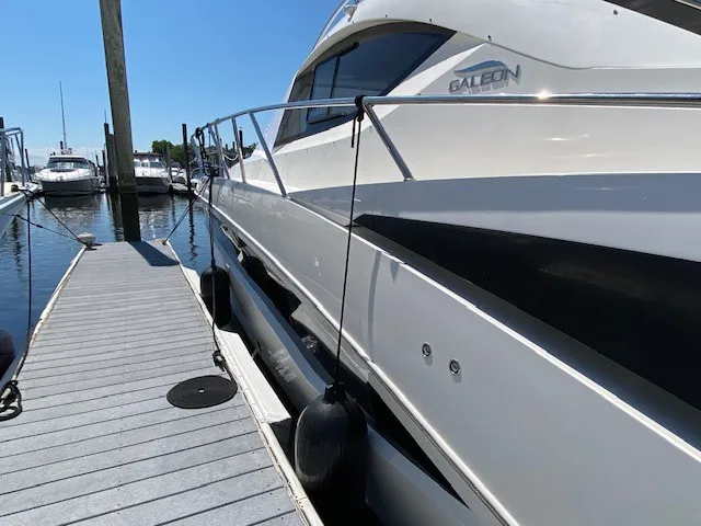 Slide: The Image of Galeon 385 HTS 2018 - 81