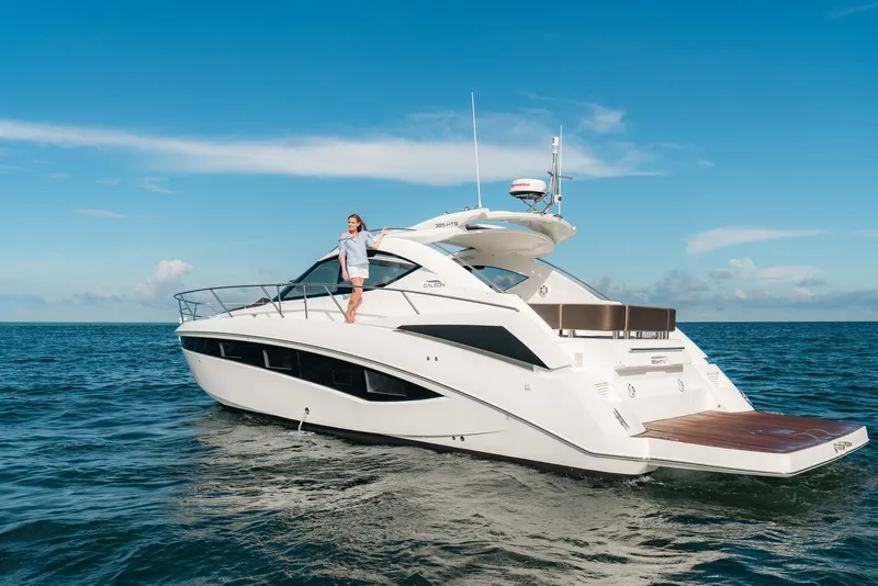The Image of Galeon 385 HTS 2018 - 0