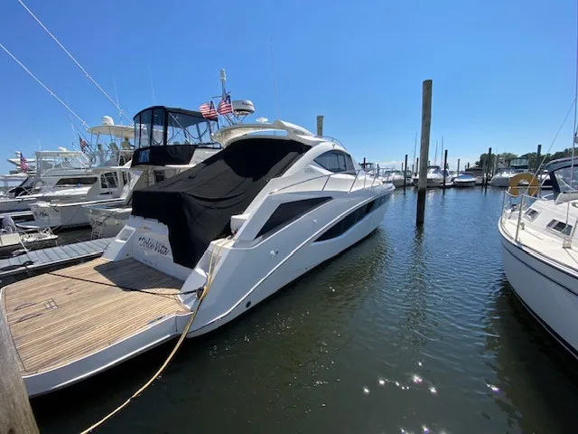 Slide: The Image of Galeon 385 HTS 2018 - 64