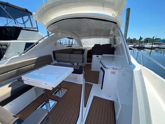 Slide: The Image of Galeon 385 HTS 2018 - 35