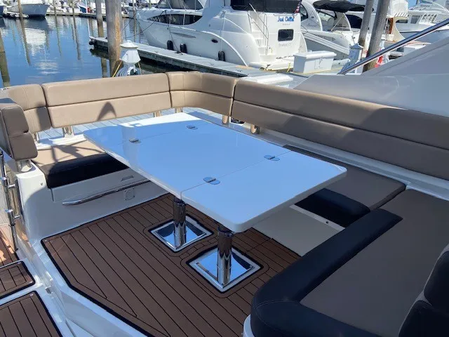 Slide: The Image of Galeon 385 HTS 2018 - 31