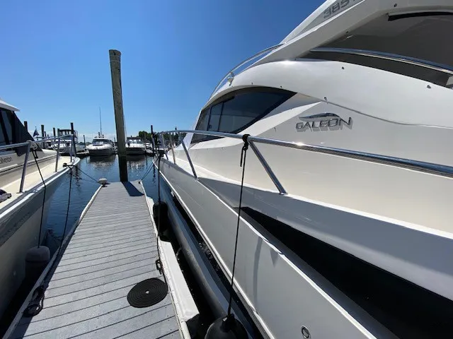 Slide: The Image of Galeon 385 HTS 2018 - 82