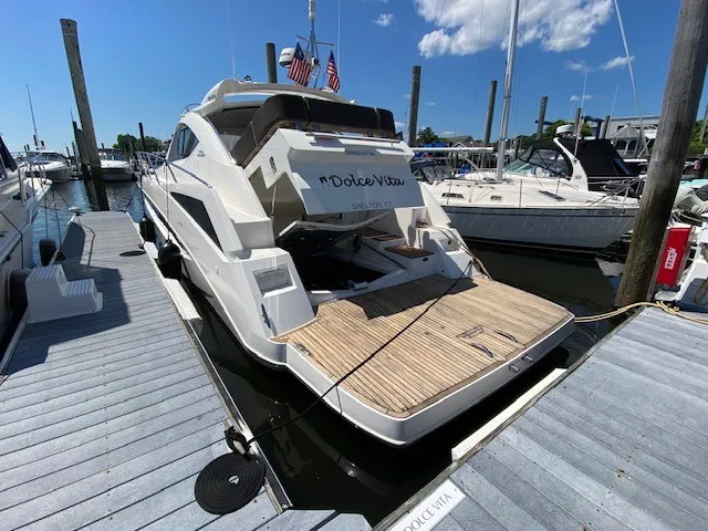 Slide: The Image of Galeon 385 HTS 2018 - 98