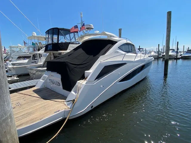 Slide: The Image of Galeon 385 HTS 2018 - 65