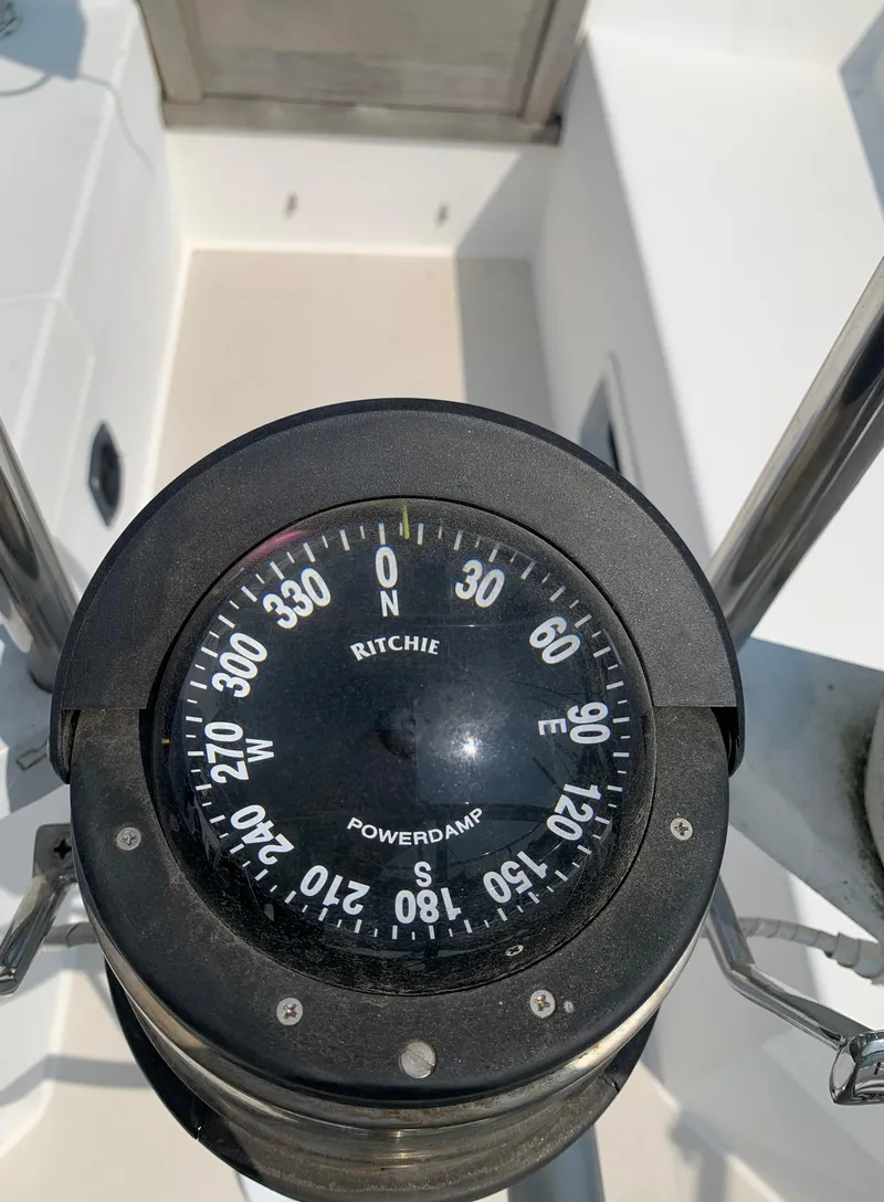 Slide: The Image of Compass on 1987 Catalina 30 Tall-Rig sailboat, Ritchie Powerdamp model. - 16