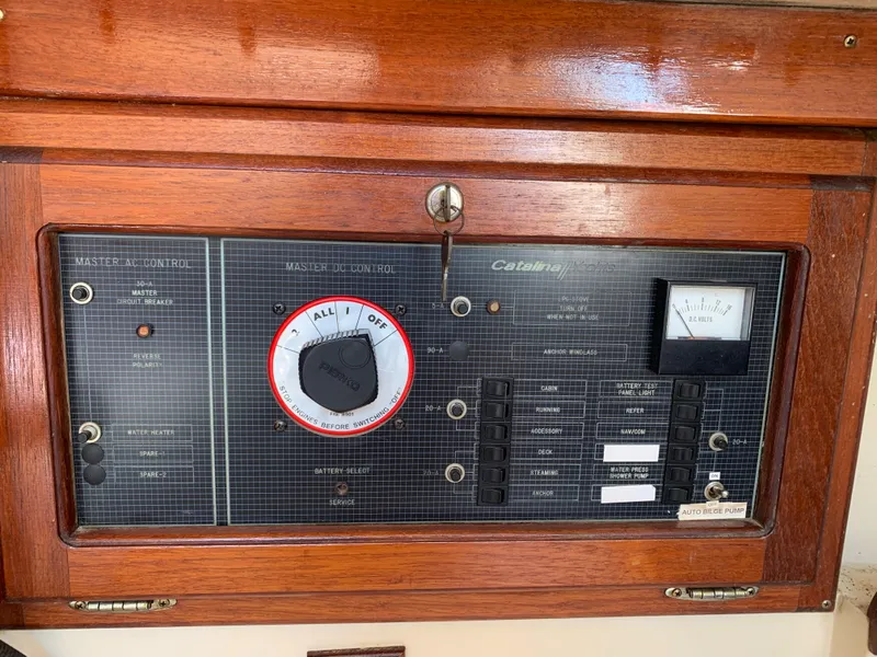 Slide: The Image of Control panel of a 1987 Catalina 30 Tall-Rig sailboat. - 38