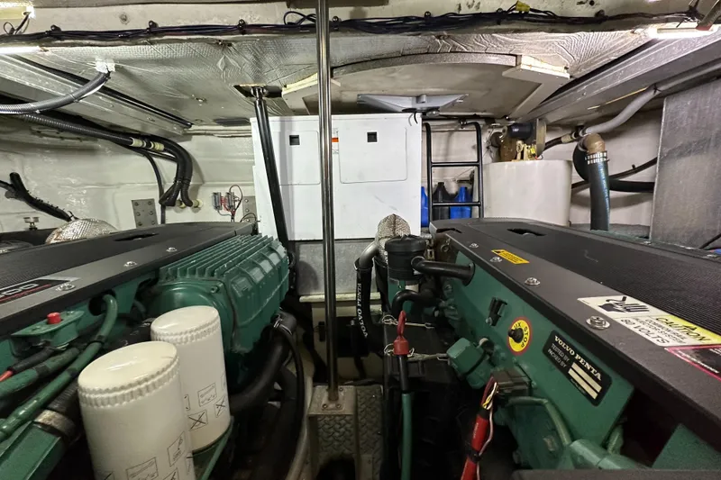 Slide: The Image of Regal Commodore 4460 2007 - 57