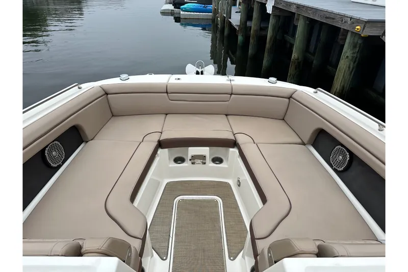 Slide: The Image of Sea Ray SDX 290 Outboard 2017 - 53