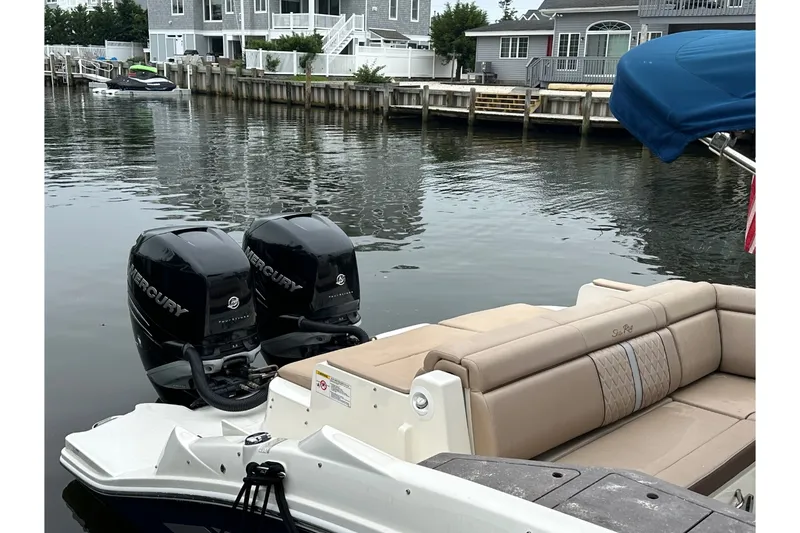 Slide: The Image of Sea Ray SDX 290 Outboard 2017 - 6