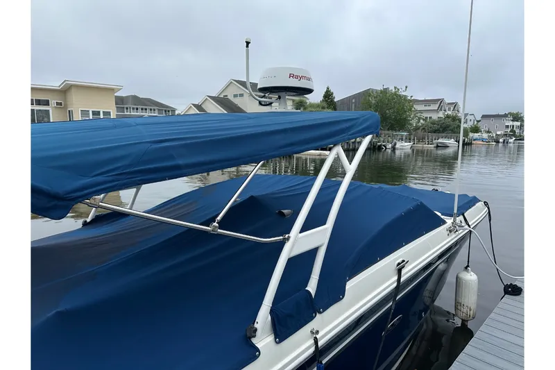 Slide: The Image of Sea Ray SDX 290 Outboard 2017 - 65
