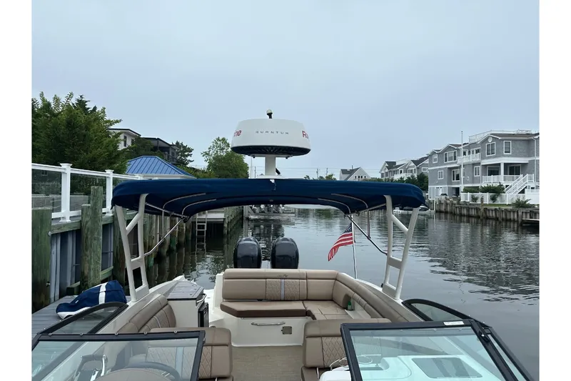 Slide: The Image of Sea Ray SDX 290 Outboard 2017 - 56