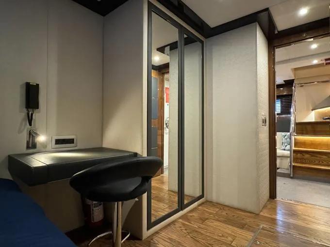 Slide: The Image of Crew Quarters - 100