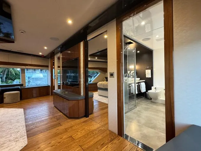 Slide: The Image of Master Suite Looking Aft - 17