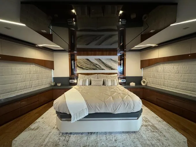 Slide: The Image of Master Suite - 19