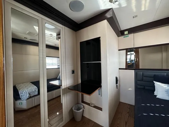 Slide: The Image of Captain's Cabin - 63
