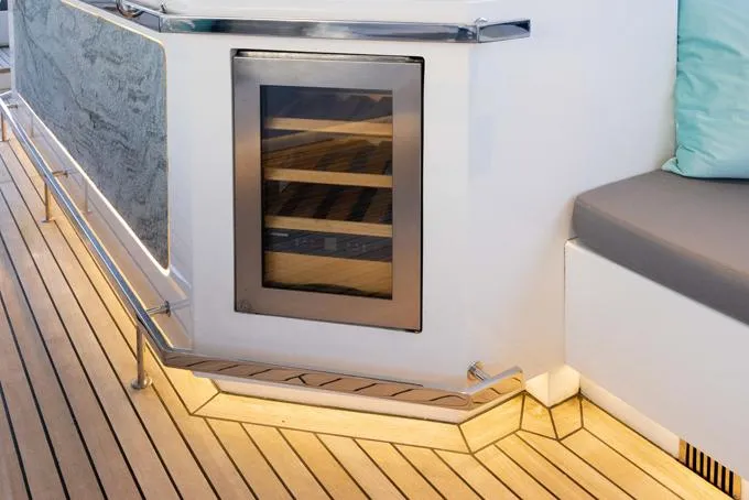 Slide: The Image of Flybridge Bar Wine Cooler - 68