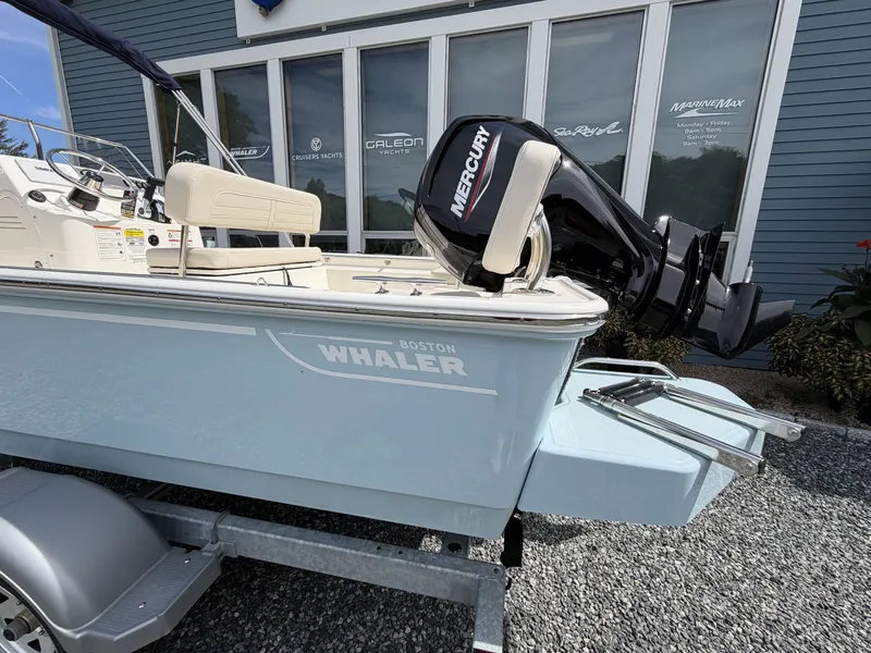 Slide: The Image of Boston Whaler 170 Montauk 2027 - 1