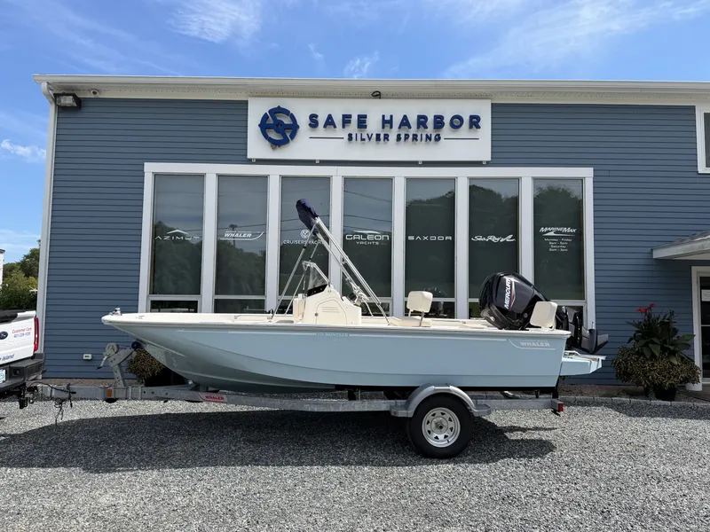 Slide: The Image of Boston Whaler 170 Montauk 2027 - 17