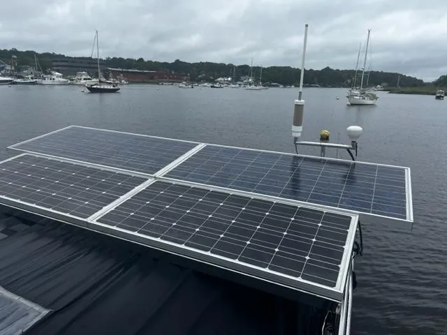 Slide: The Image of HUNTER 410 - 19