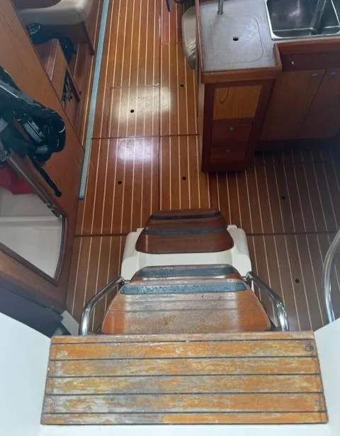 Slide: The Image of HUNTER 410 - 37