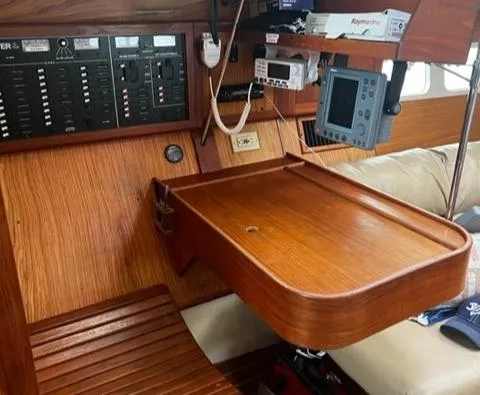 Slide: The Image of HUNTER 410 - 48