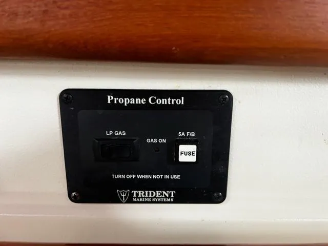 Slide: The Image of HUNTER 410 - 54