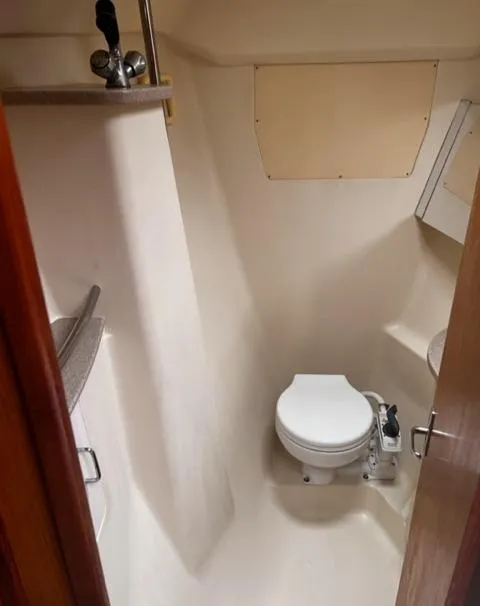 Slide: The Image of HUNTER 410 - 60