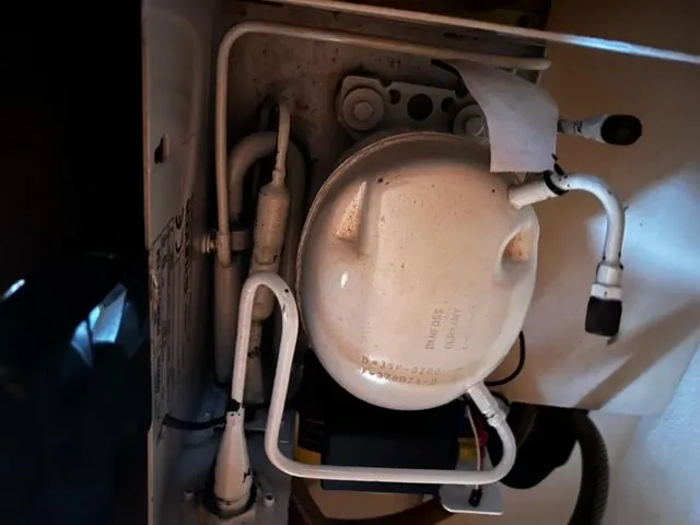 Slide: The Image of HUNTER 410 - 69