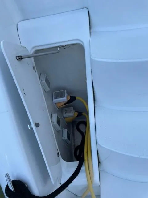 Slide: The Image of Carver Yachts 356 Aft Cabin Motor Yacht 1999 - 15