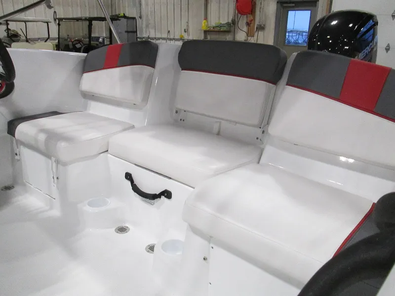 Slide: The Image of Tahoe T16 2023 - 60