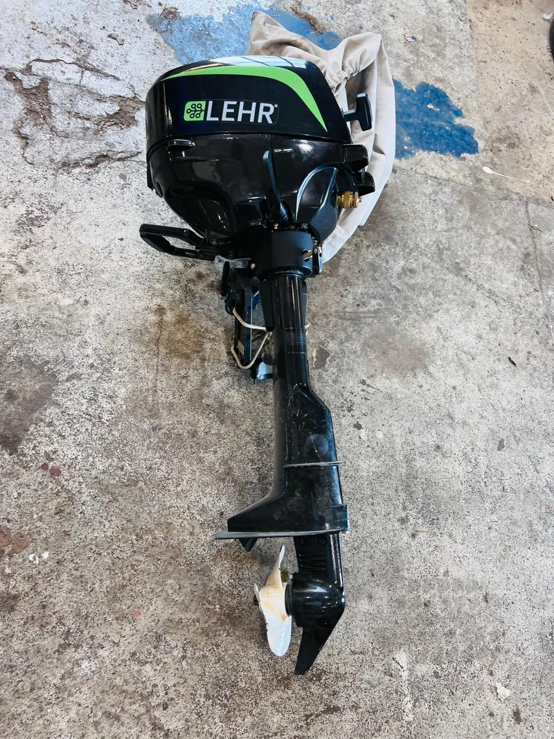 Slide: The Image of Beneteau Oceanis 351 1997 - 16