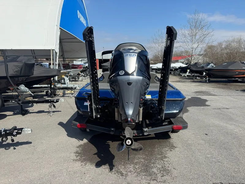 Slide: The Image of Skeeter ZXR20 2024 - 14