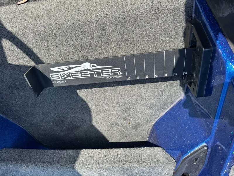 Slide: The Image of Skeeter ZXR20 2024 - 17