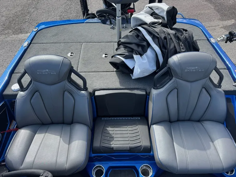 Slide: The Image of Skeeter ZXR20 2024 - 24