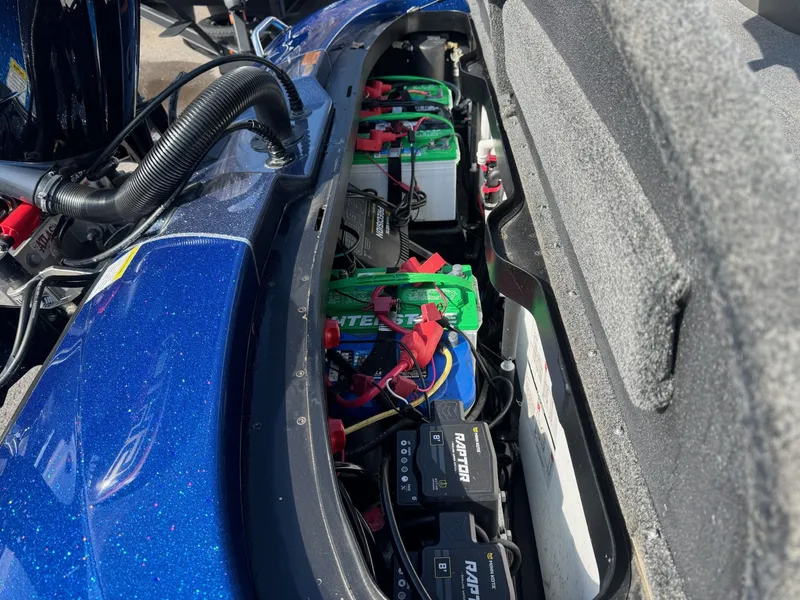 Slide: The Image of Skeeter ZXR20 2024 - 35