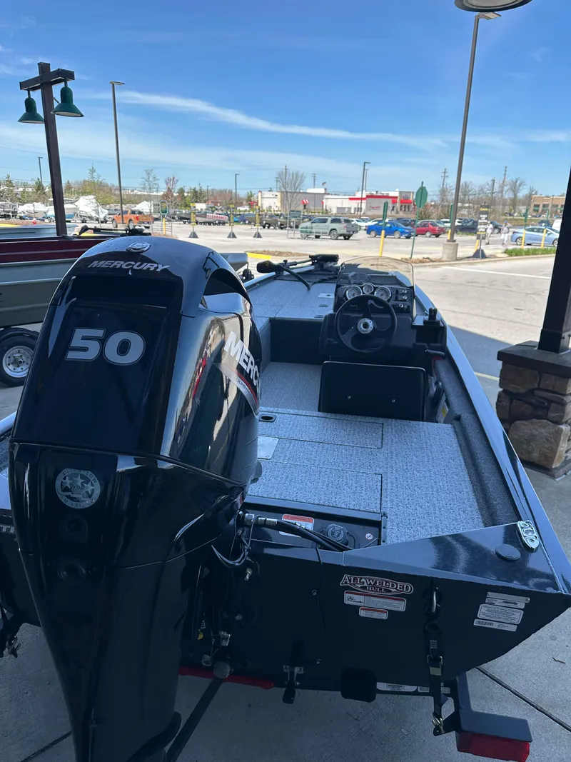 Slide: The Image of 2024 Tracker Pro 170 boat with Mercury 50 outboard motor. - 3